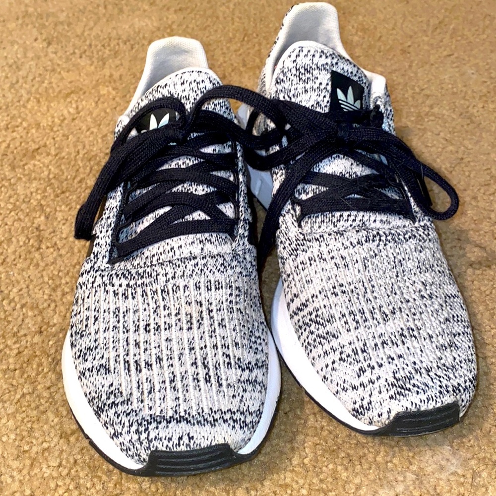 Adidas swift run